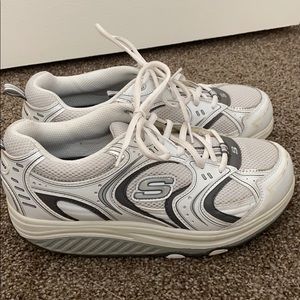 Skechers Shape Ups Sneakers White Gray 9 Toning